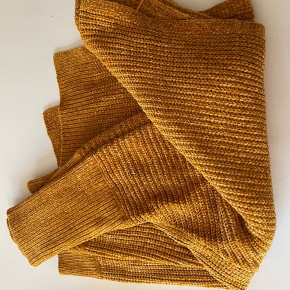 Allie & Rob Mustard Dolman Sleeve Chenille Sweater - Picture 11 of 11